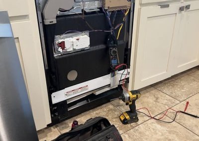 We found bad control board after completely diagnose.